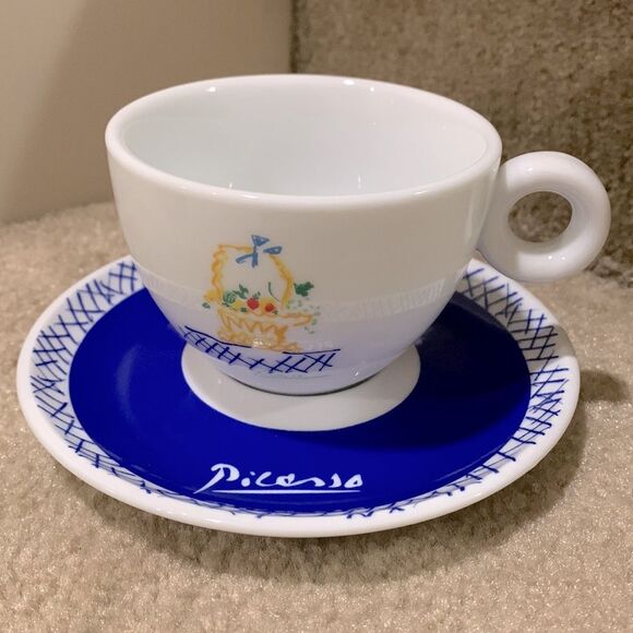 Charming illustration & Picasso signature teacup/saucer set - Picture 1 of 8